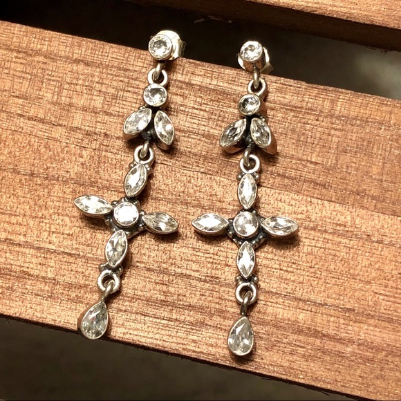 Jewelry - Vintage 925 Silver Dangle Earrings